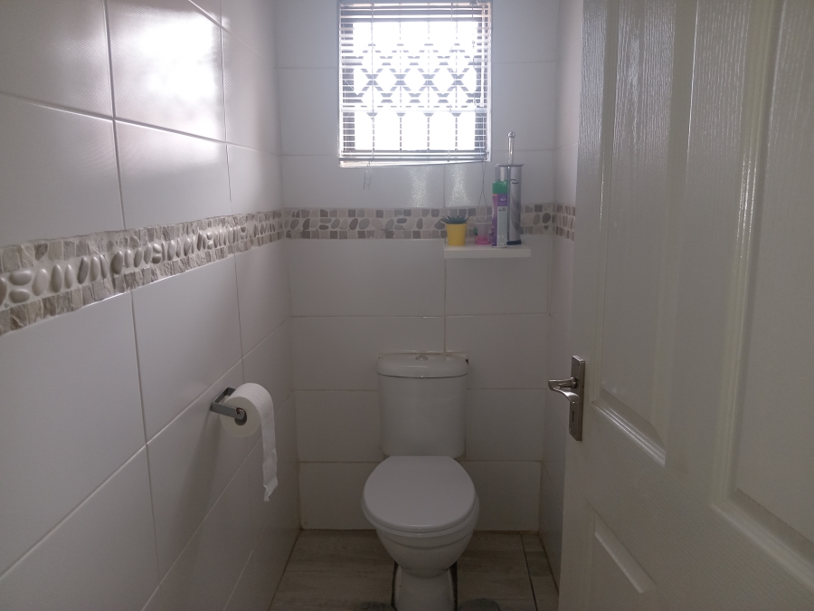 3 Bedroom Property for Sale in Letsopa North West